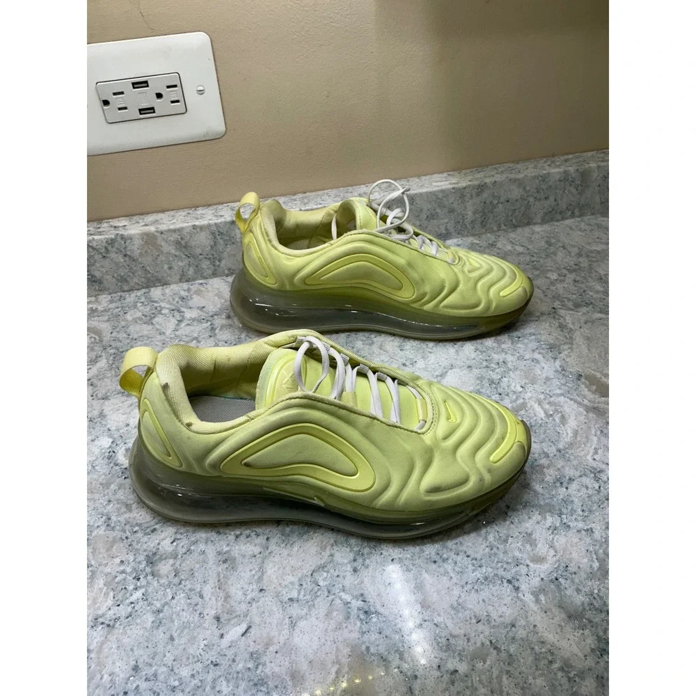 Nike Sneakers Air Max 720 Size 7 Pale Vanilla Yellow AT6176-302 Wave Textured